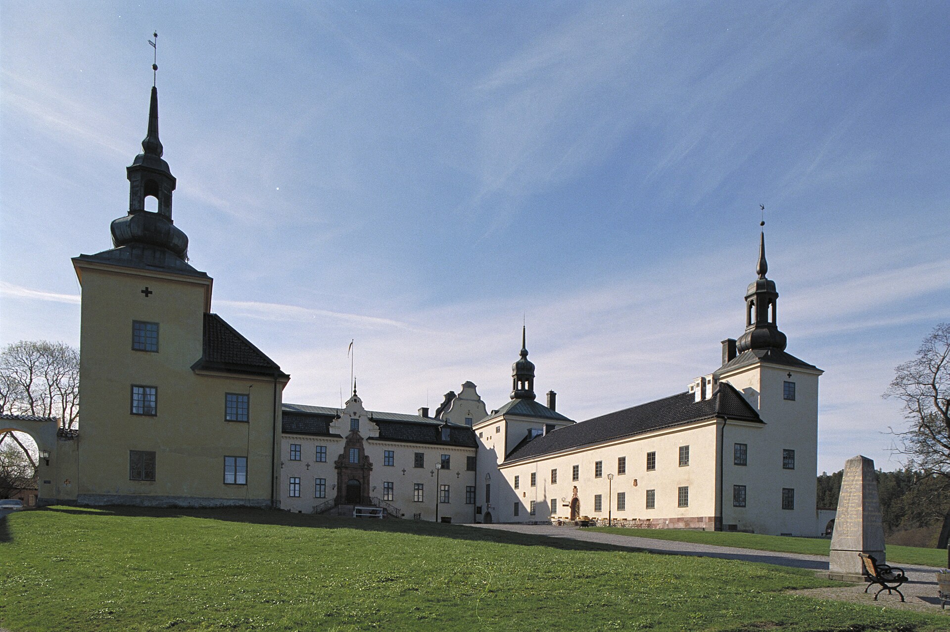 Tyresö slott - KMB - 16000300026959, bild kopplad till Tyresö.
