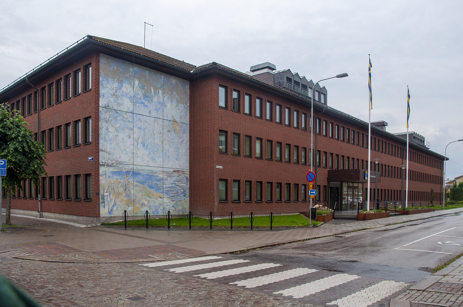 Vänersborgs kommunhus 01, bild kopplad till Vänersborg.